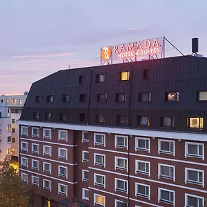 Ramada & By Wyndham North Bükreş